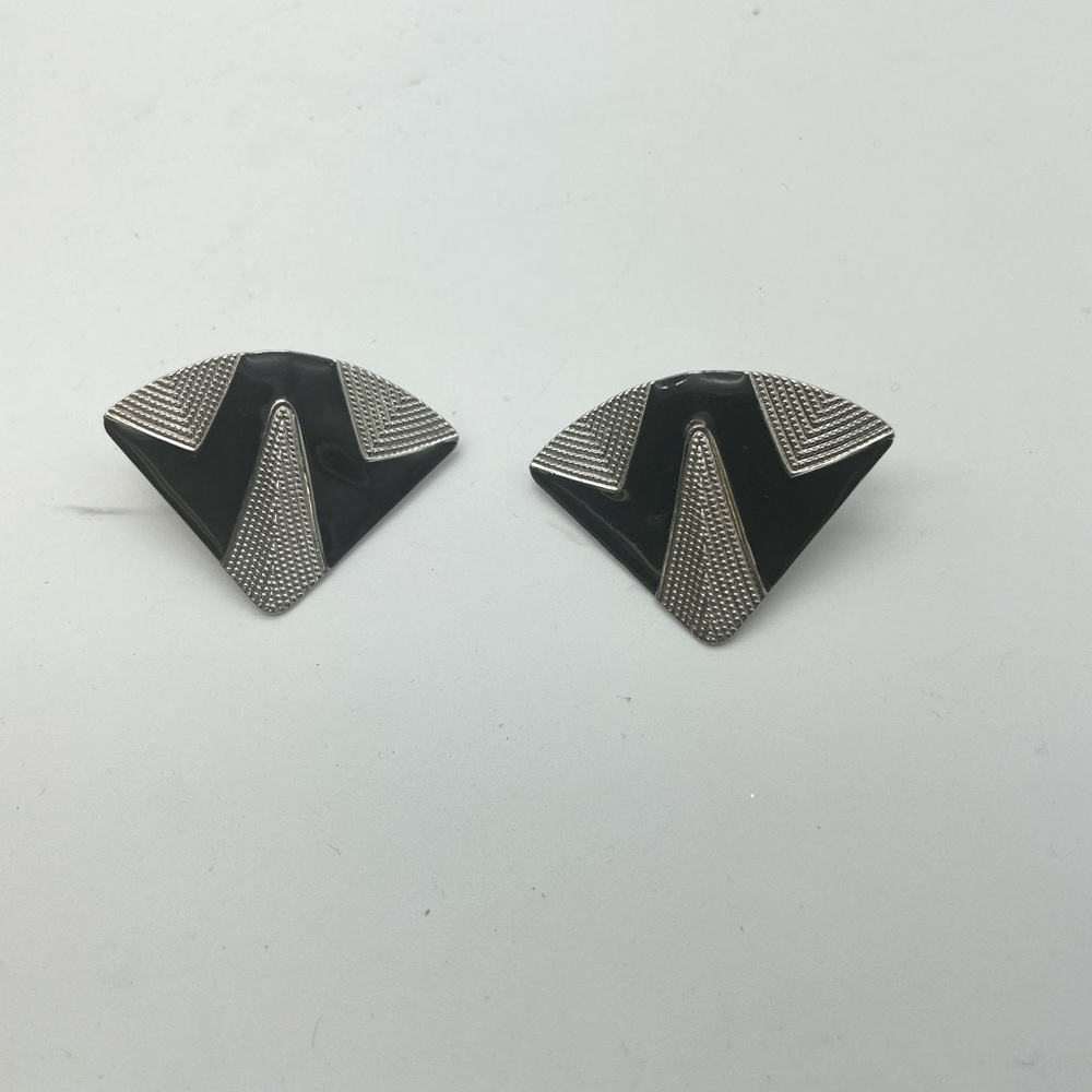 Sterling silver diamond shape earrings